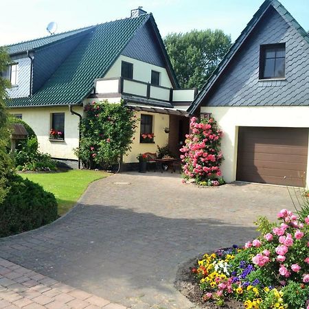Ferienwohnung 1 Bei Familie Saupe Schaprode Eksteriør billede